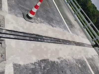 太湖伸缩缝更换后浇筑材料快速结构修补料速砼的产品特点及施工流程​